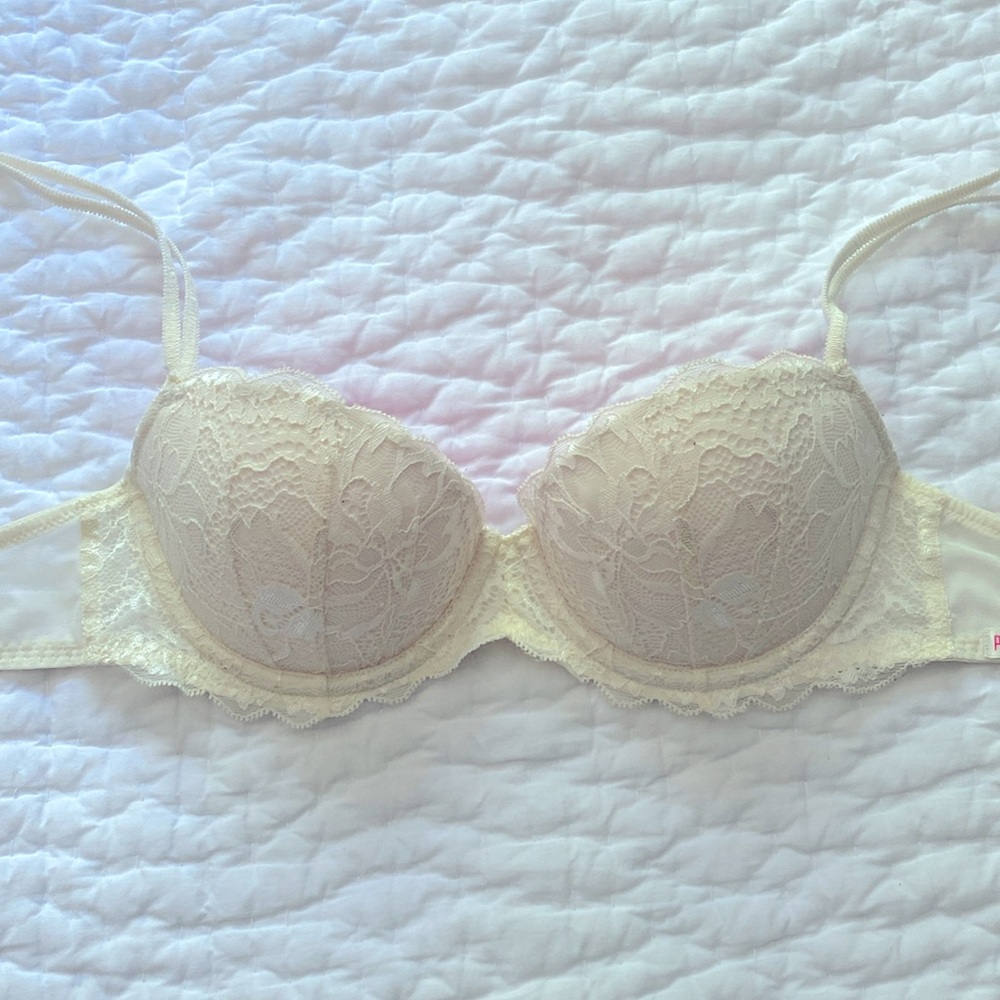 White Lace Date Push Up